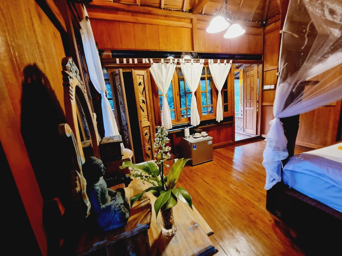 Avalon Ubud Castle & Spa Exterior photo