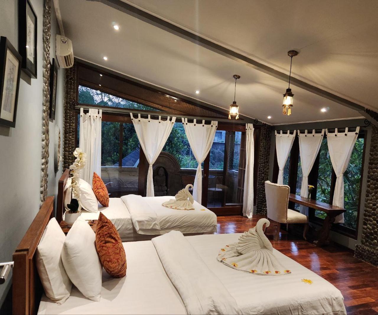 Avalon Ubud Castle & Spa Exterior photo